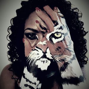 Meet your Posher, Yvette